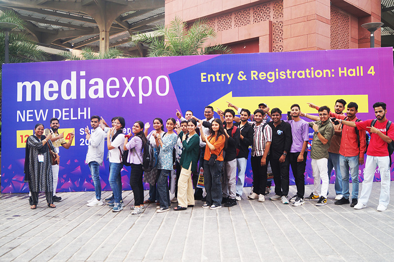 ADMEC Students and teachers entering the Media Expo exhibition 2024