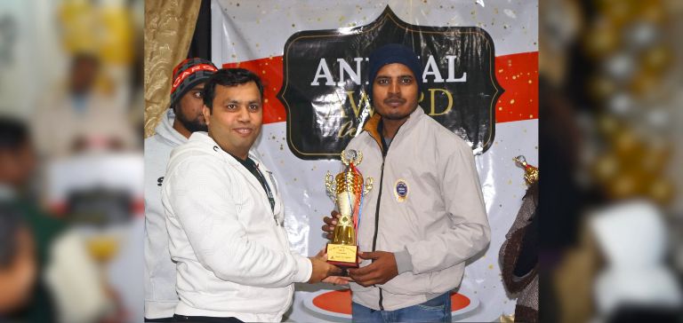 Nishu sir giving star of November Award